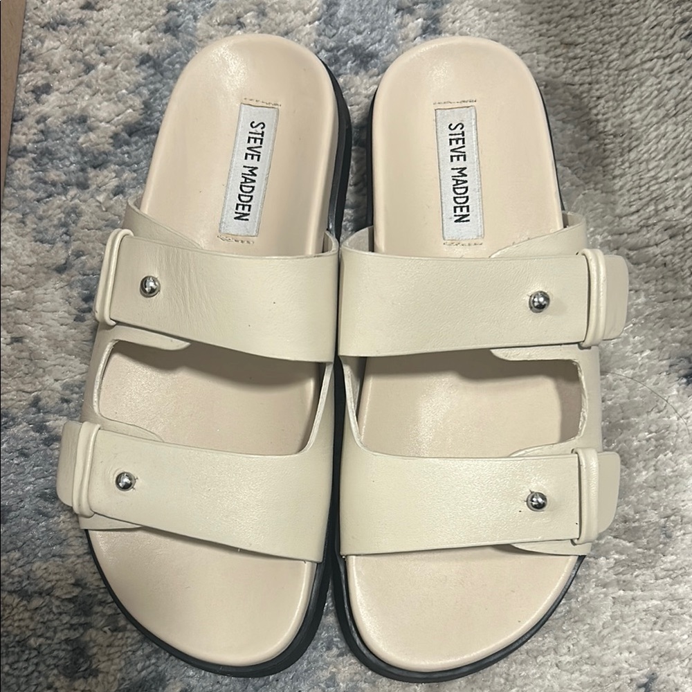 Steve Madden “Mariel” Bone Leather Sandals